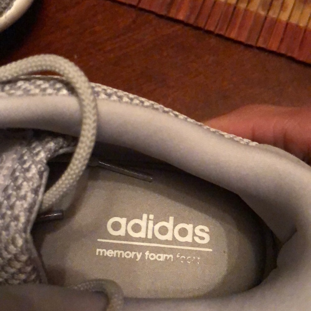 Adidas shoes 👟 - Picture 3 of 8